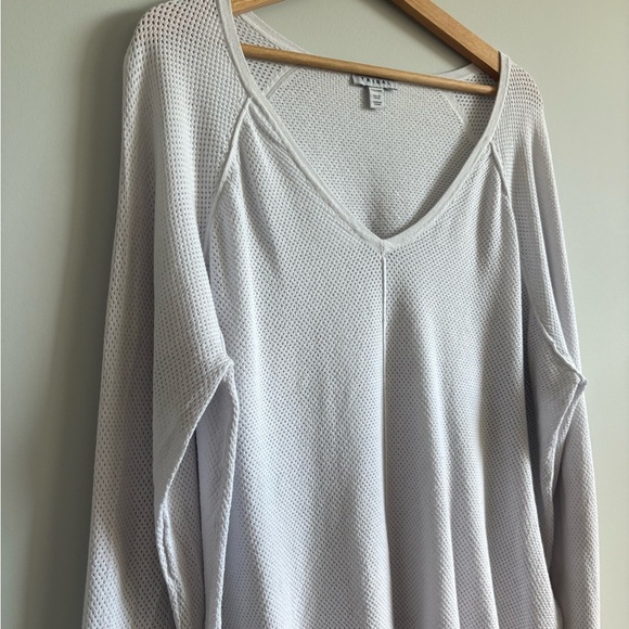 Tribal V-Neck Mesh Sweater | Size XXL - Picture 2 of 6